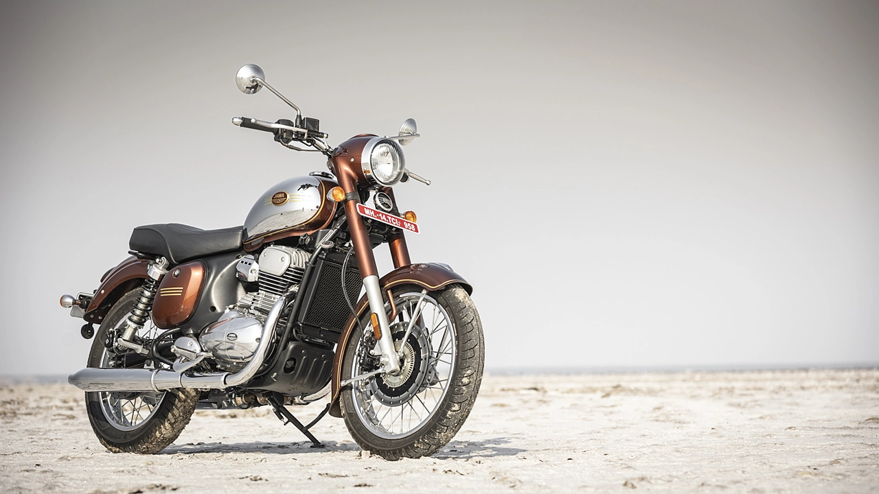 Jawa Moto 350 Obsidian Alloy Wheel image